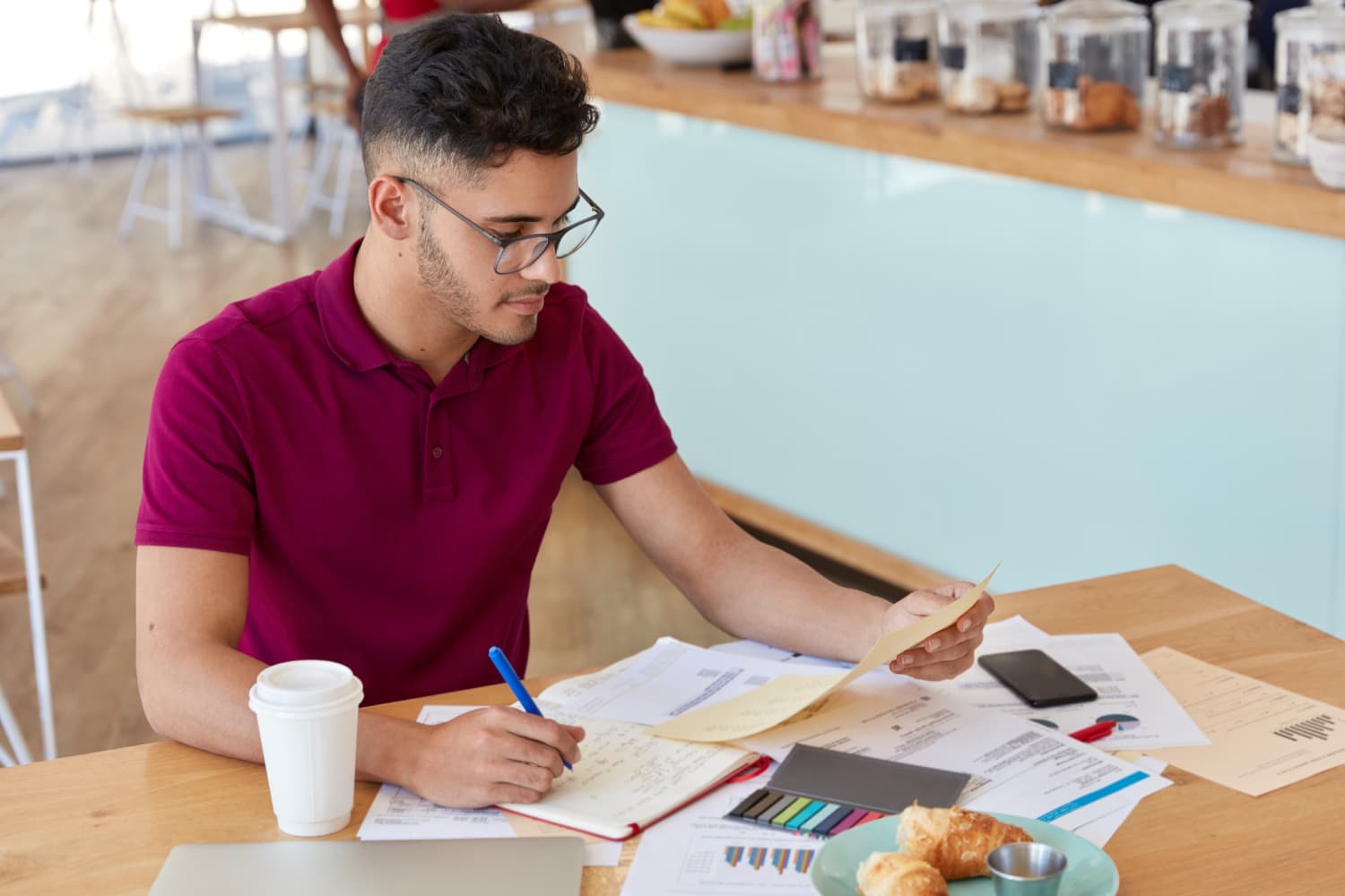How to Boost IELTS Writing Scores with Simple Structures