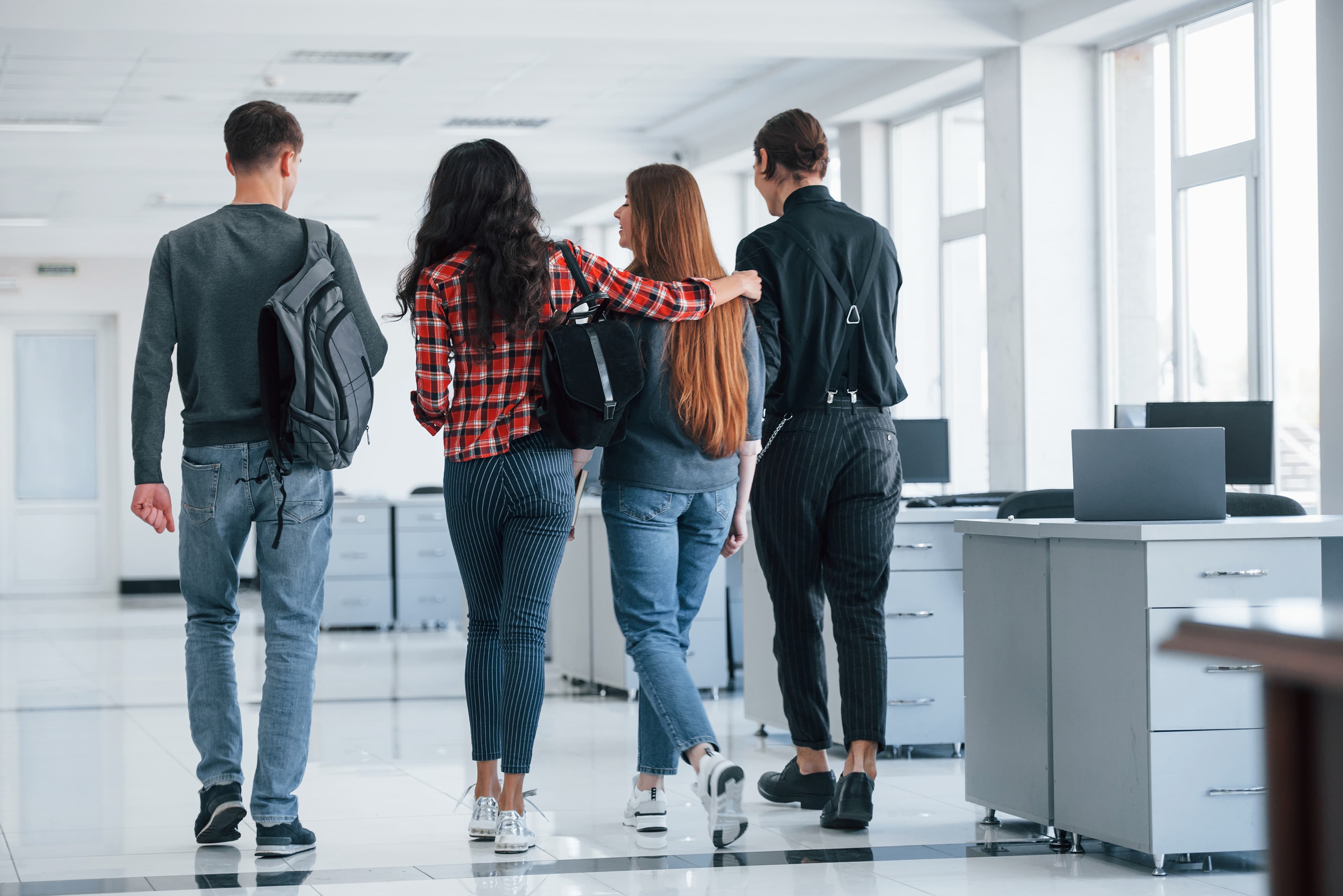Navigating College Admissions in the UAE: Why a Consultant Can Make All the Difference